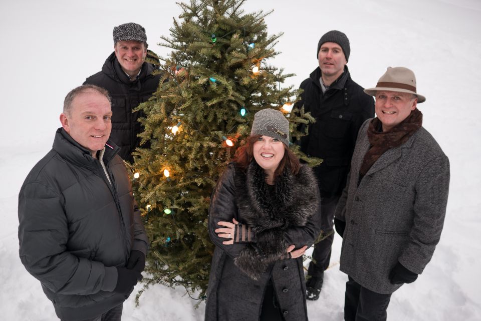 The Barra MacNeils - An East Coast Christmas The Barra MacNeils with a Christmas Tree in the snow