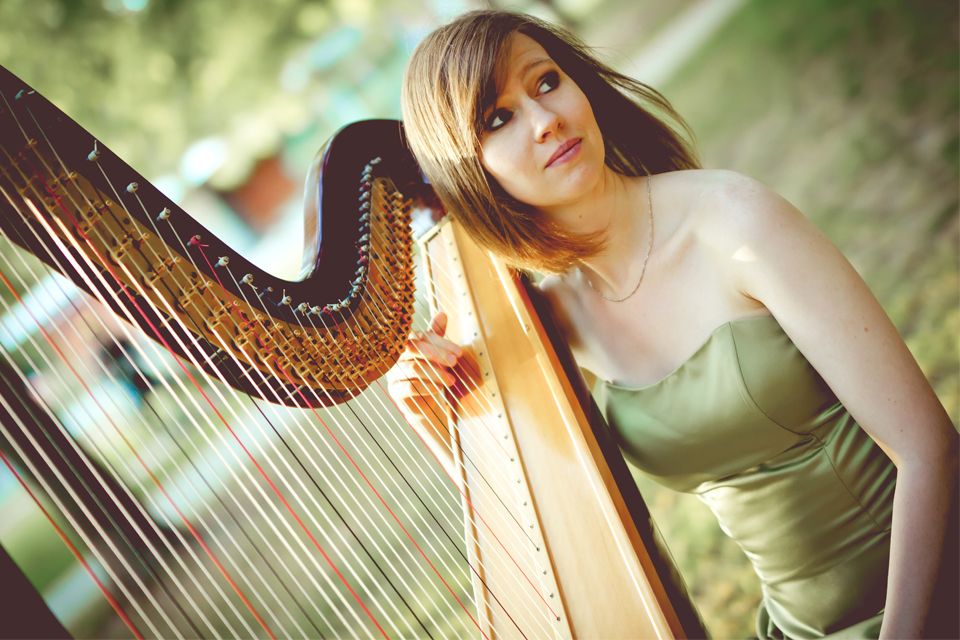 Beethoven 7 & Marquez - MW6 Kristan Toczko standing with her Harp