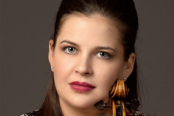 Jessica Linnebach, Violin